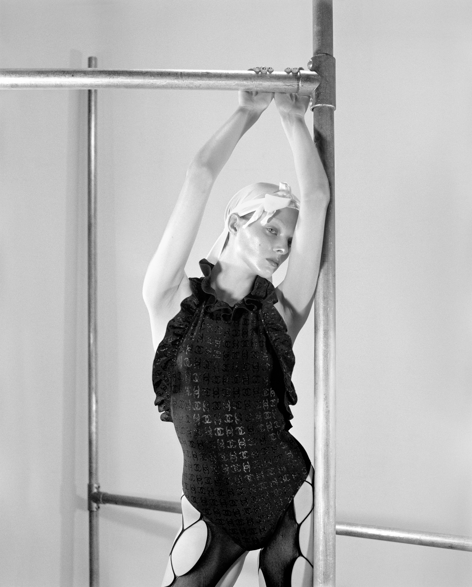 221124_SELF_SERVICE_BW_R23_02_RGB
